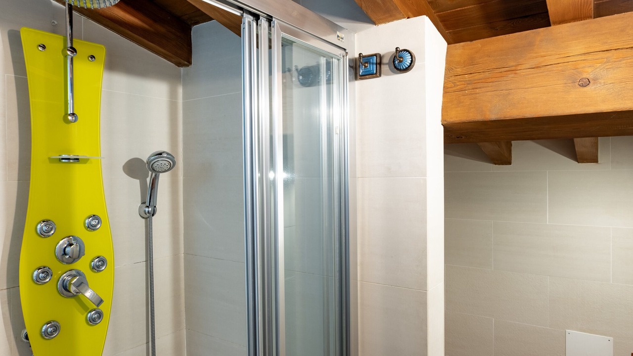 Photo of Bathroom in Gilgarcia