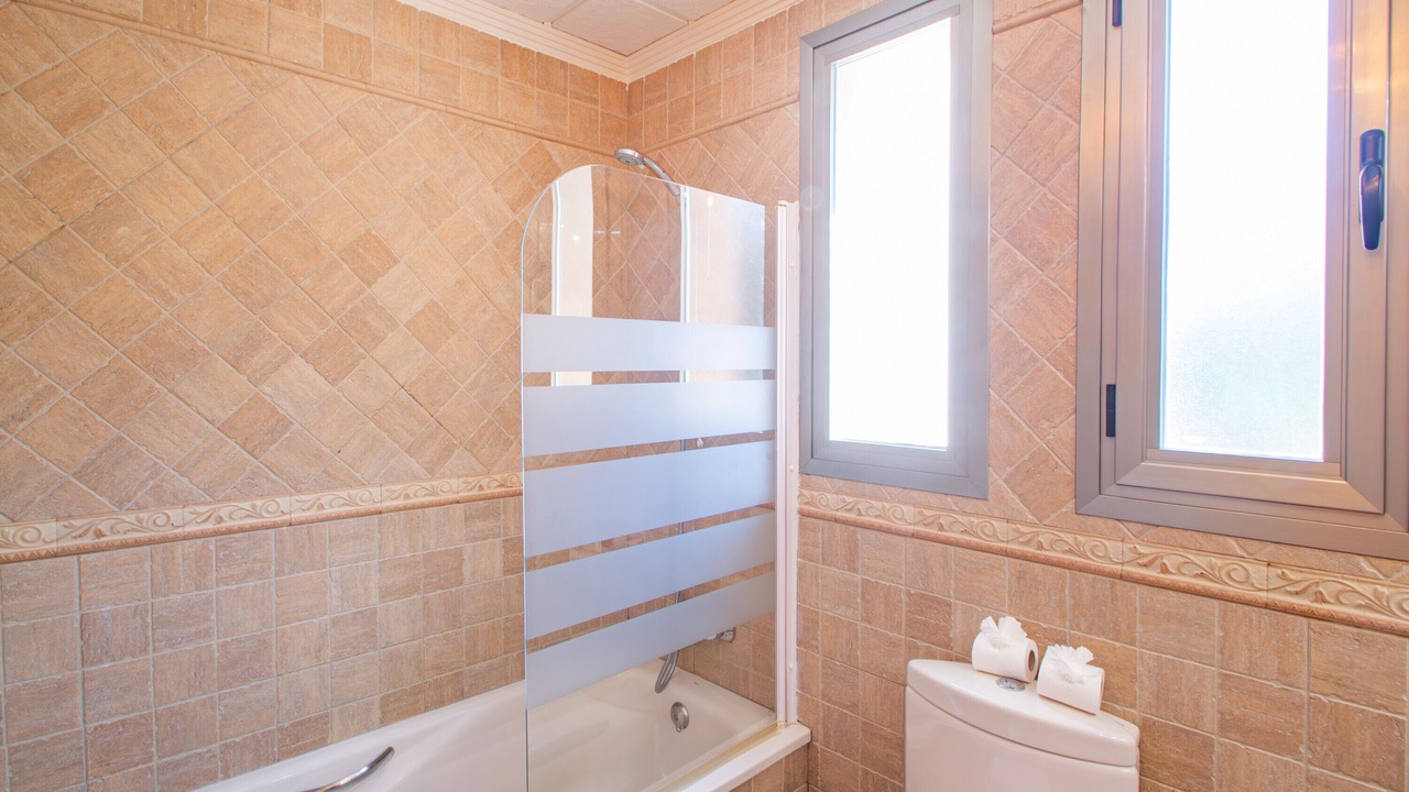 Photo of Bathroom in Empedrola