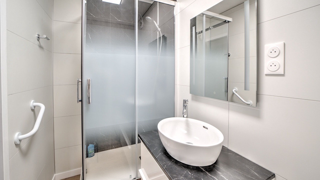 Photo of Bathroom in Mijoux