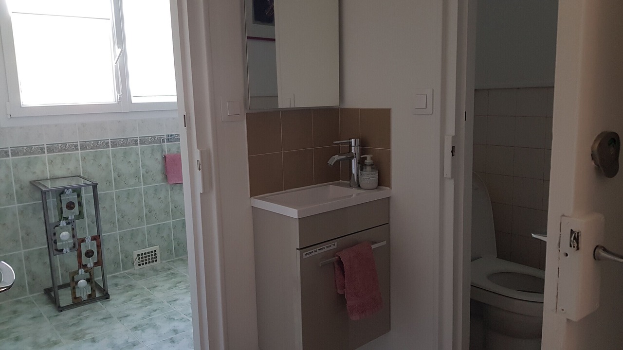Photo of Bathroom in Tournemire