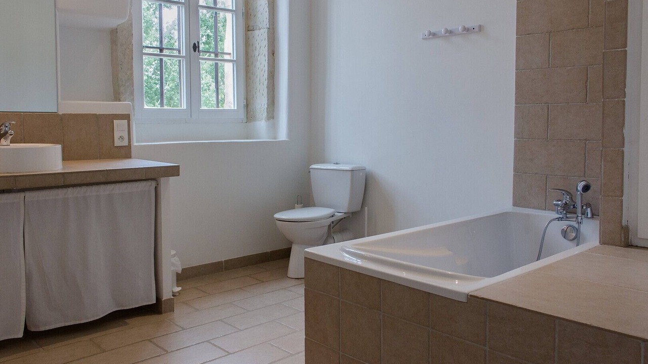 Photo of Bathroom in Colonzelle