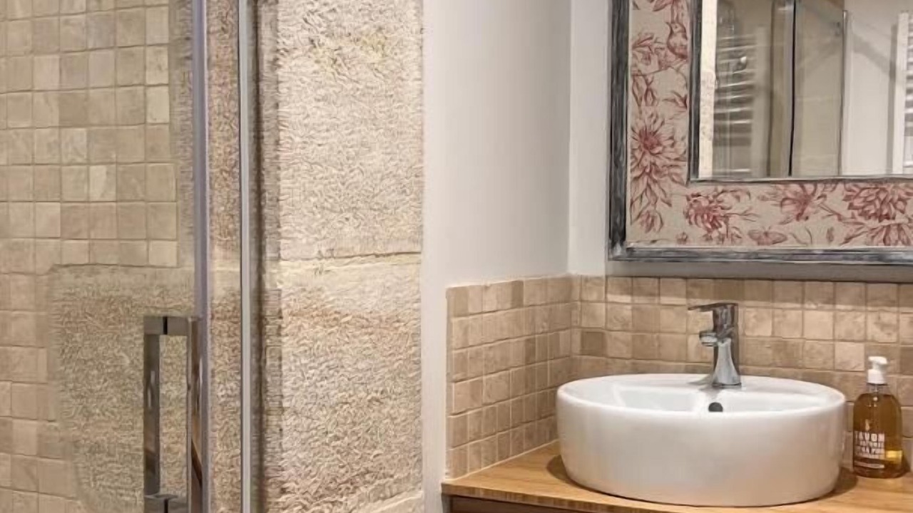 Photo of Bathroom in Flaujac-Gare