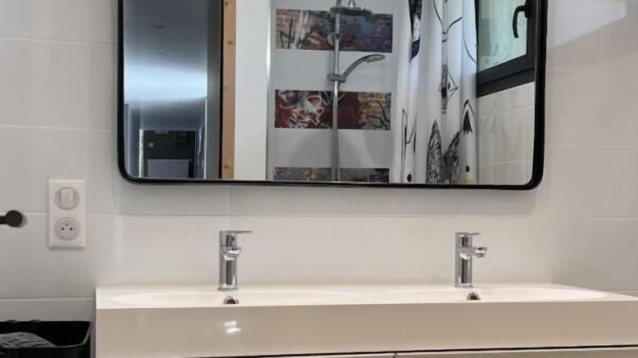 Photo of Bathroom in Flaujac-Gare