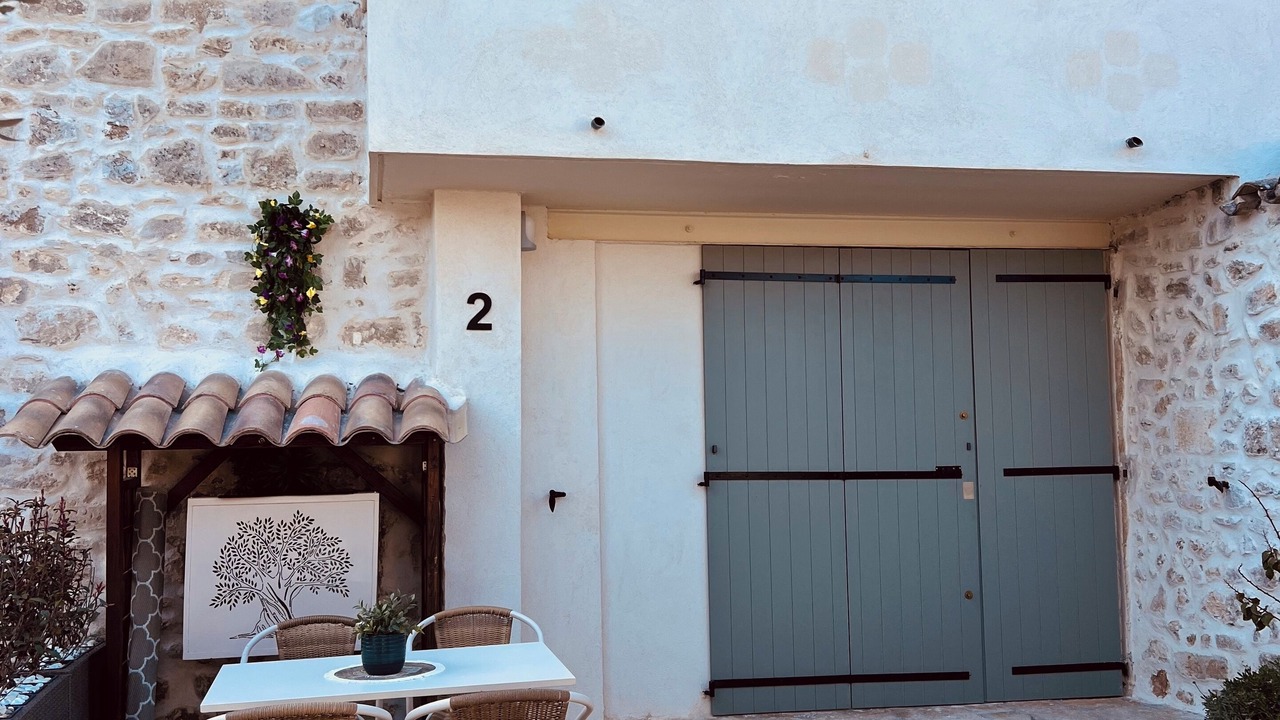 Photo of Outdoor in Mouries