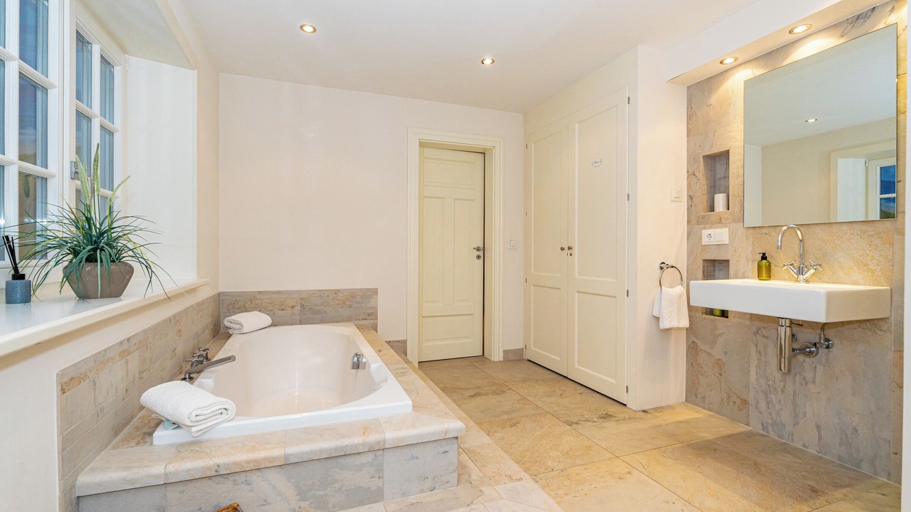 Photo of Bathroom in Kleinmorsum