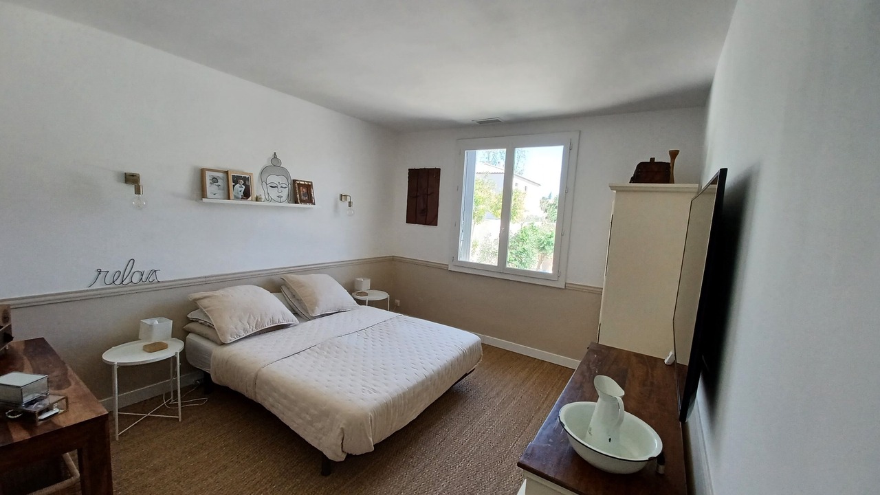 Photo of Bedroom in Saint-Saturnin-les-Avignon