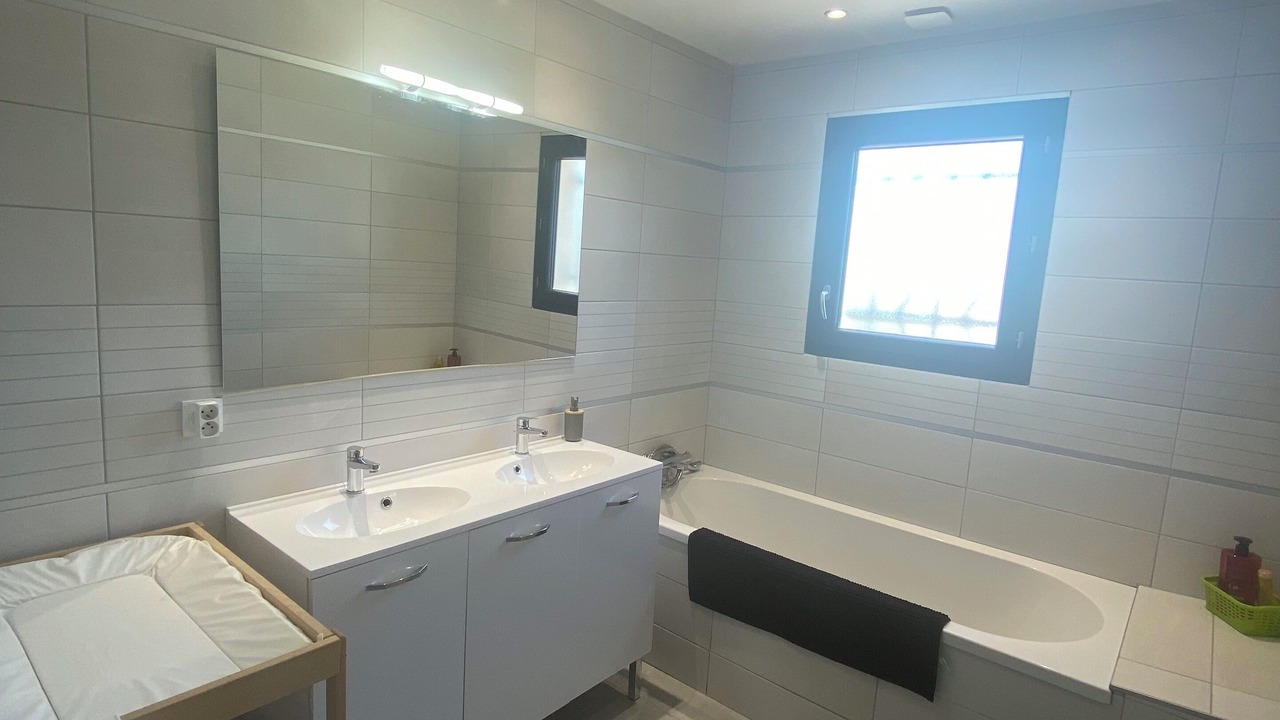 Photo of Bathroom in Caremeau