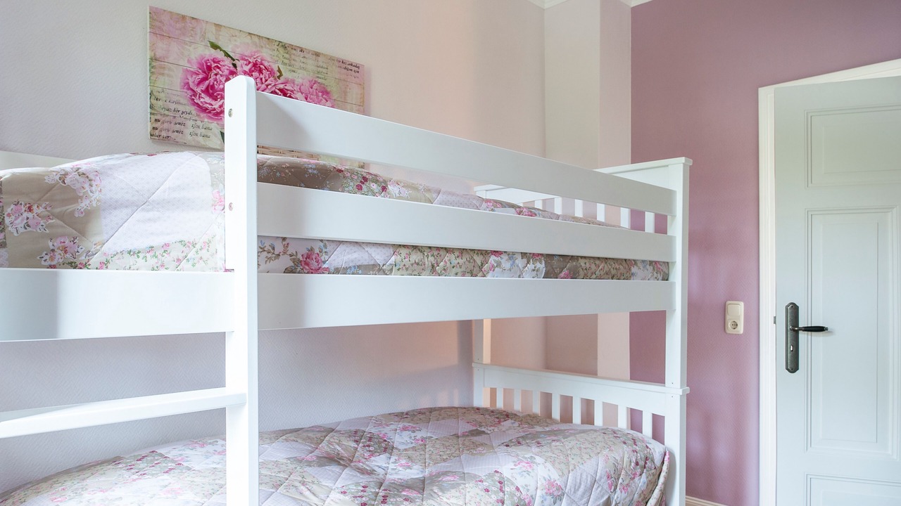 Photo of Bedroom in Wootz