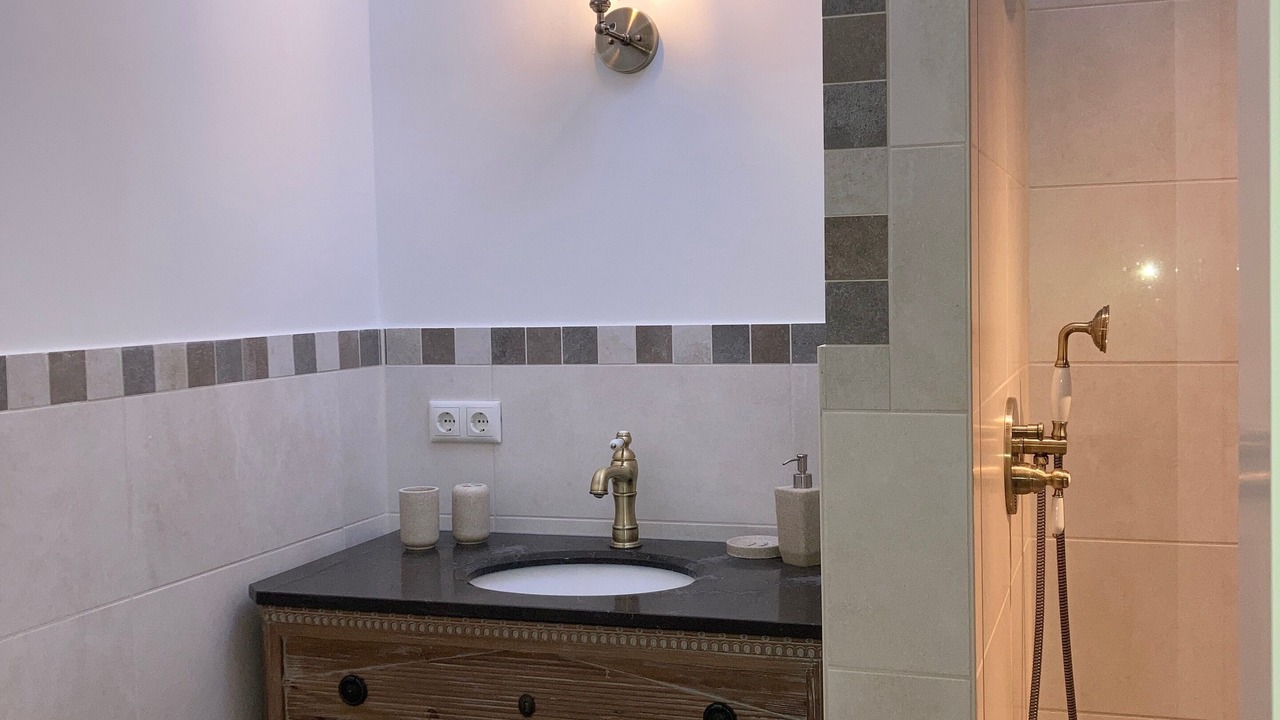 Photo of Bathroom in Wootz