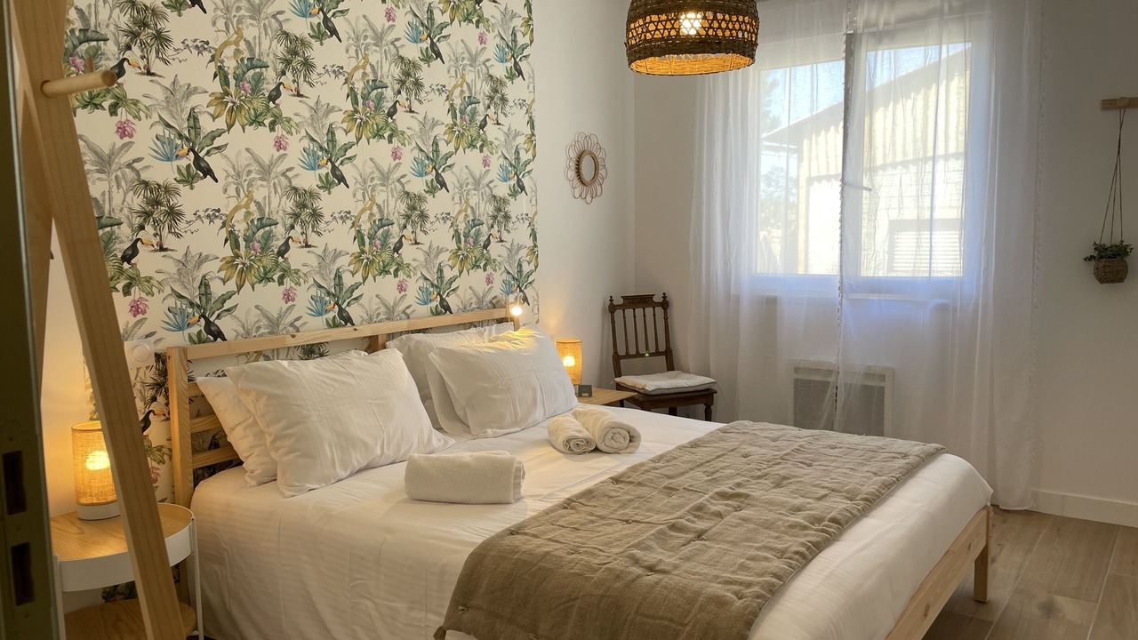 Photo of Bedroom in Entraigues-sur-la-Sorgue