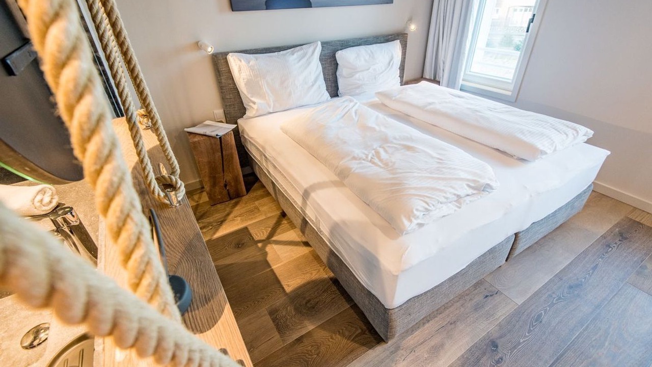 Photo of Bedroom in List