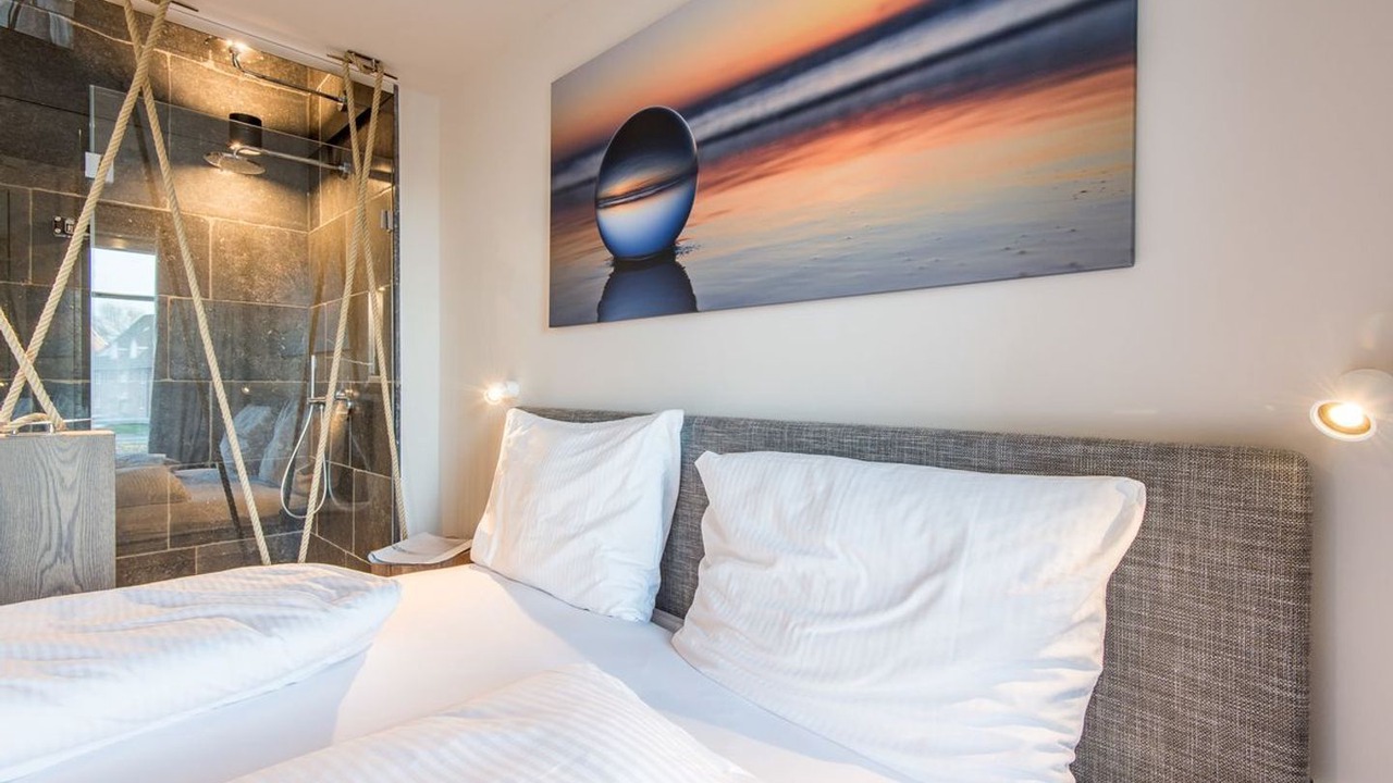 Photo of Bedroom in List