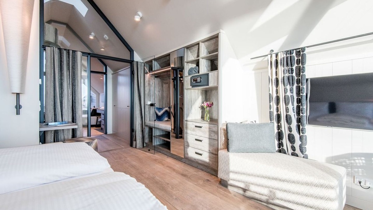 Photo of Bedroom in List