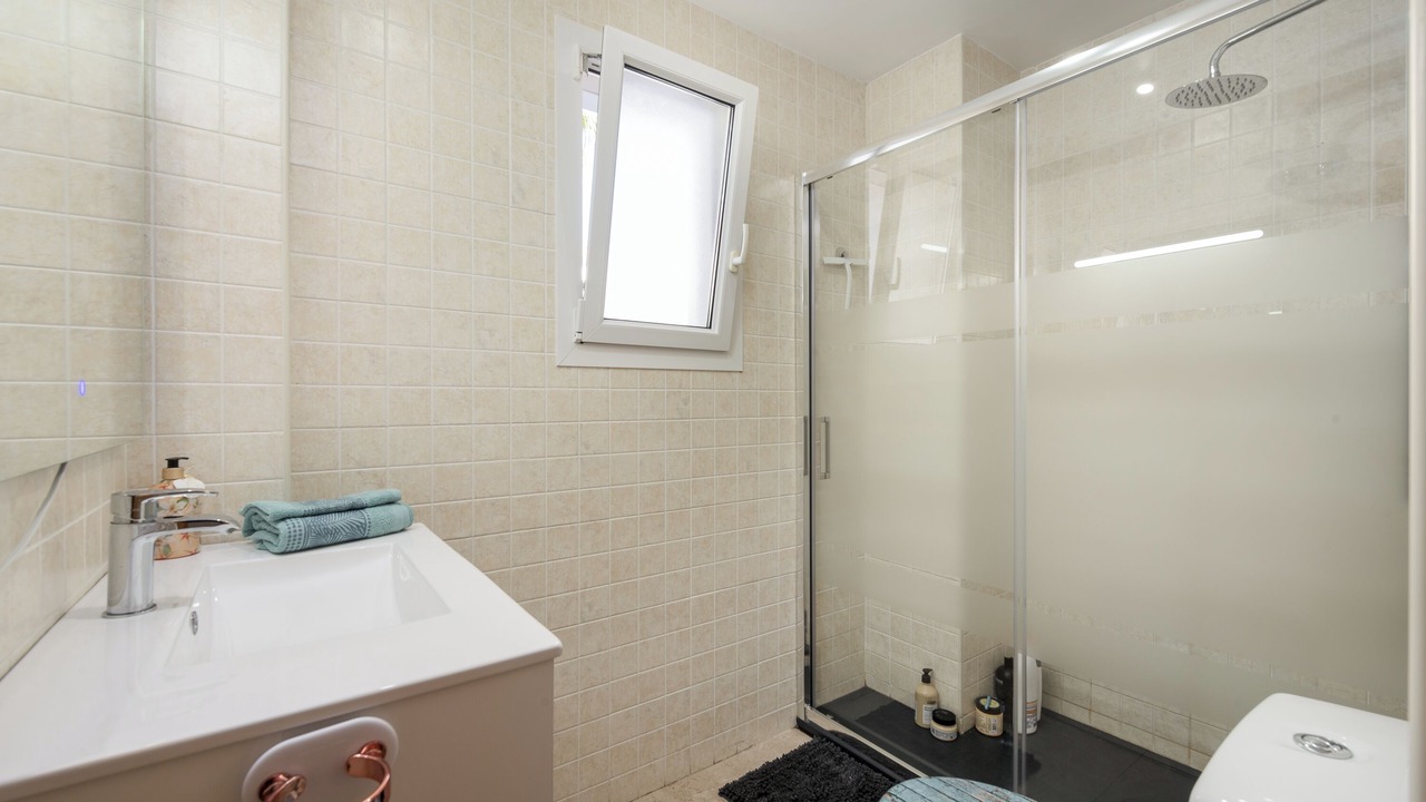 Photo of Bathroom in Alcorrin