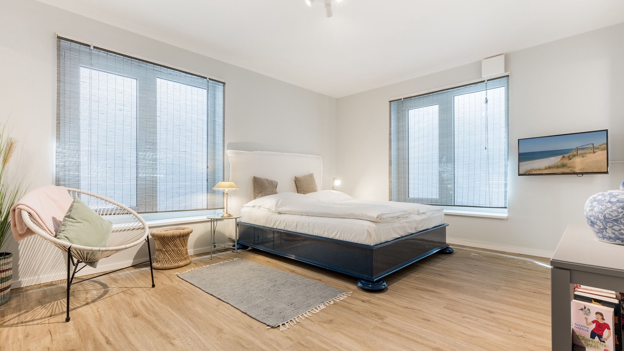 Photo of Bedroom in List