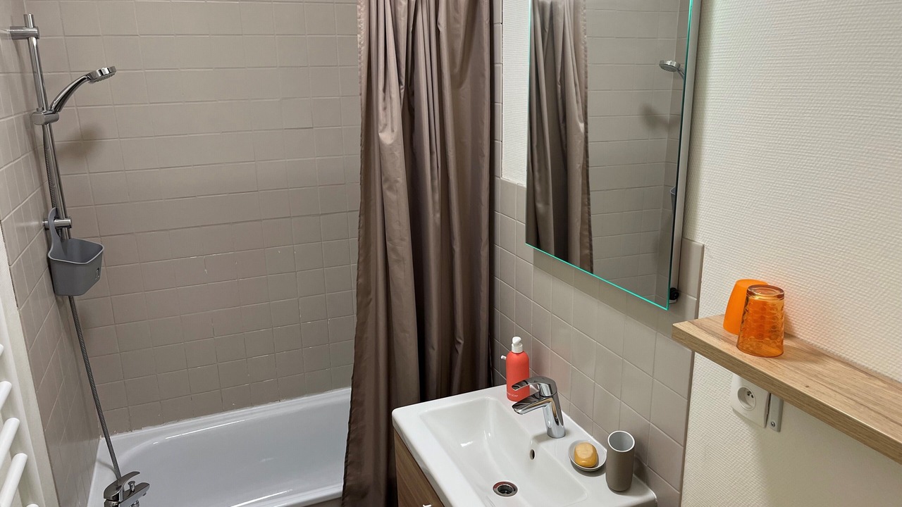 Photo of Bathroom in Bellegarde-sur-Valserine