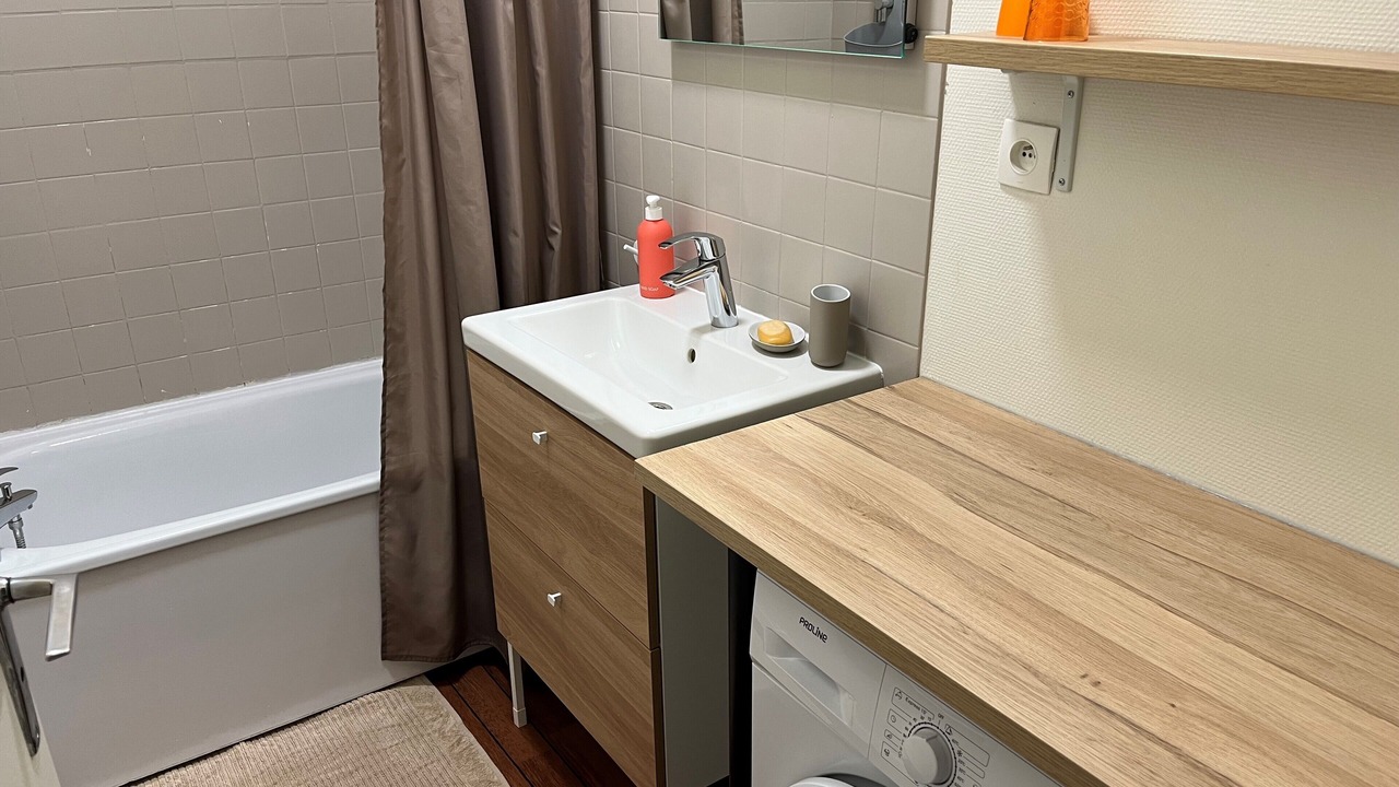 Photo of Bathroom in Bellegarde-sur-Valserine