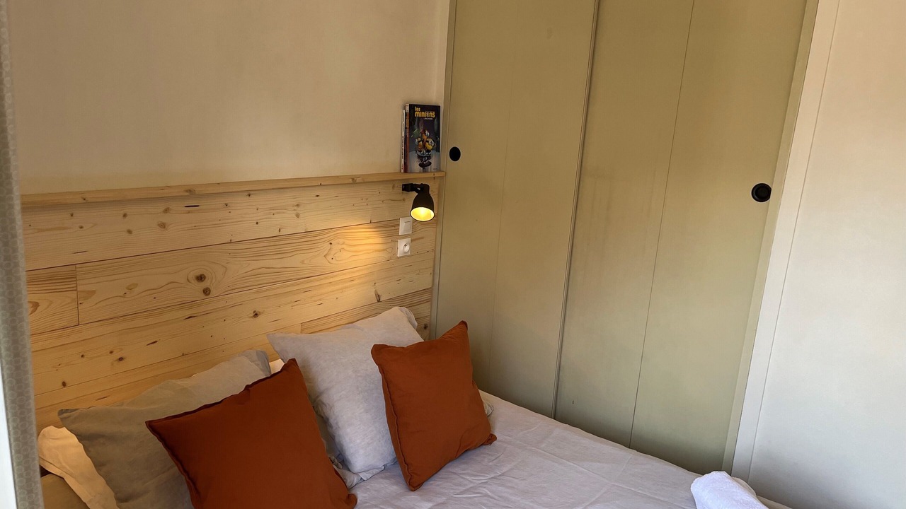 Photo of Bedroom in Bellegarde-sur-Valserine