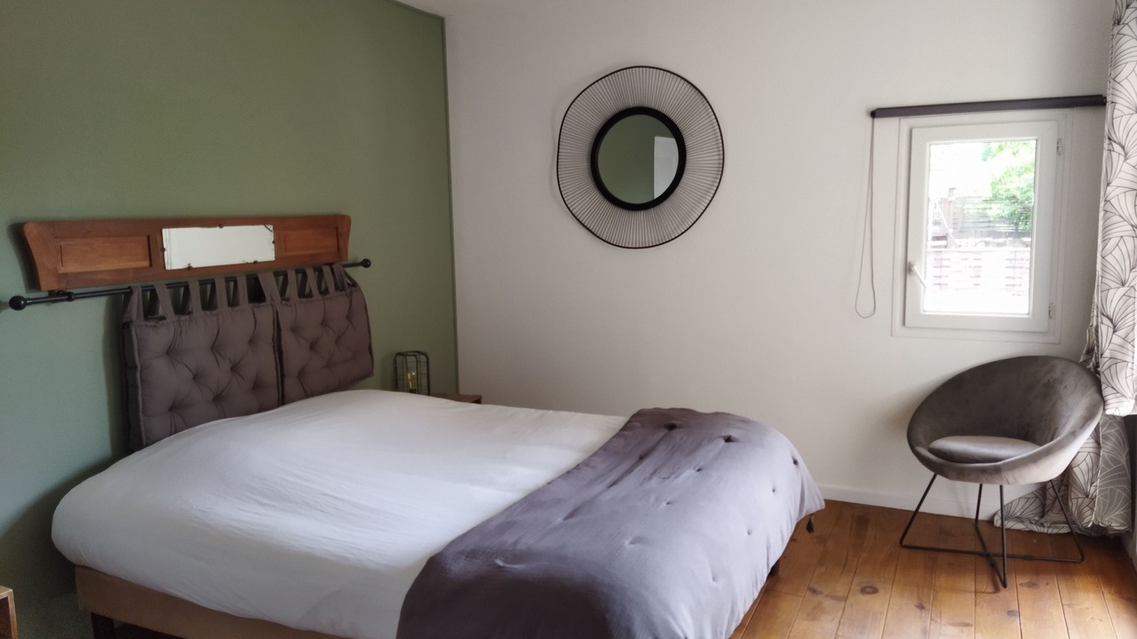 Photo of Bedroom in Le Somail