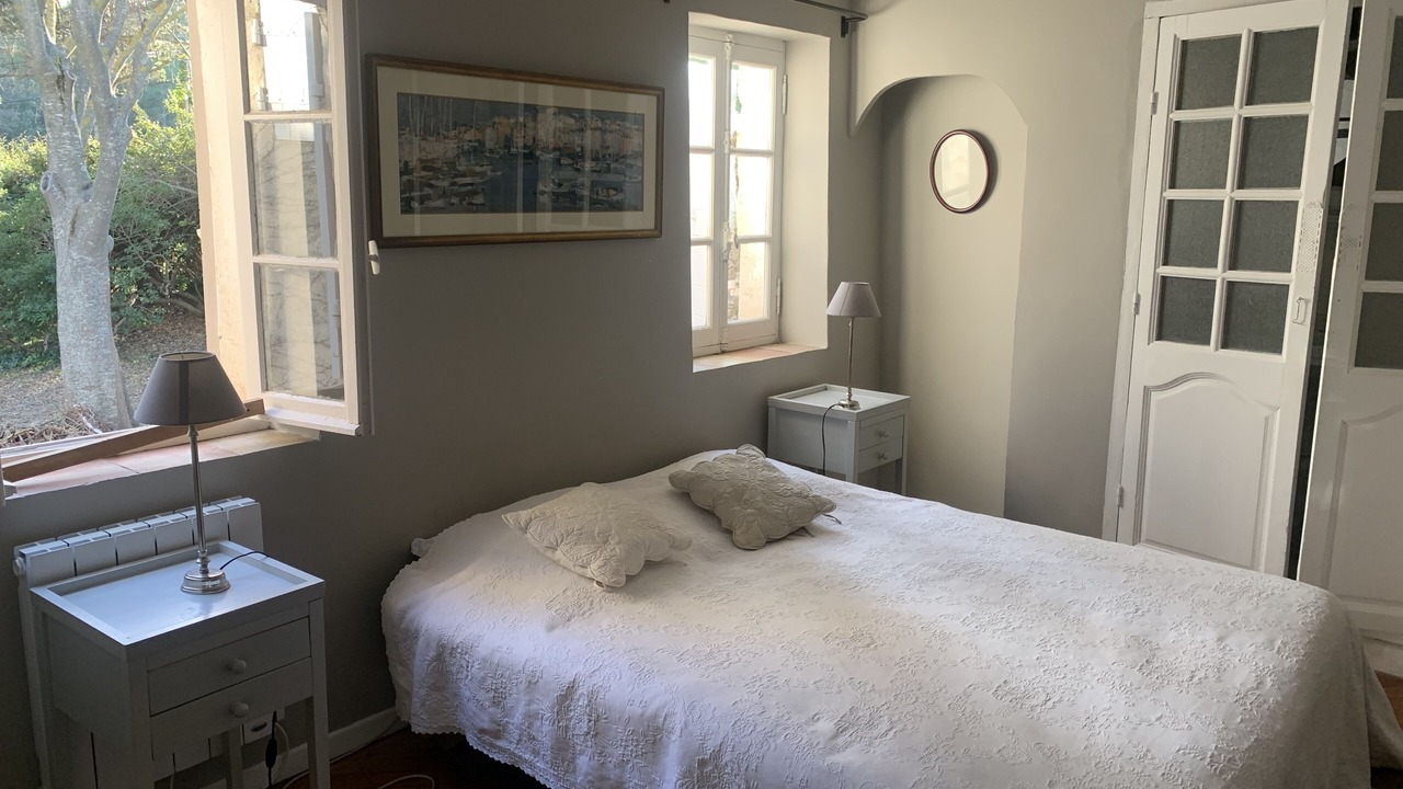 Photo of Bedroom in Lambesc