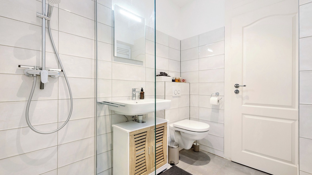 Photo of Bathroom in Vahrenwald-List