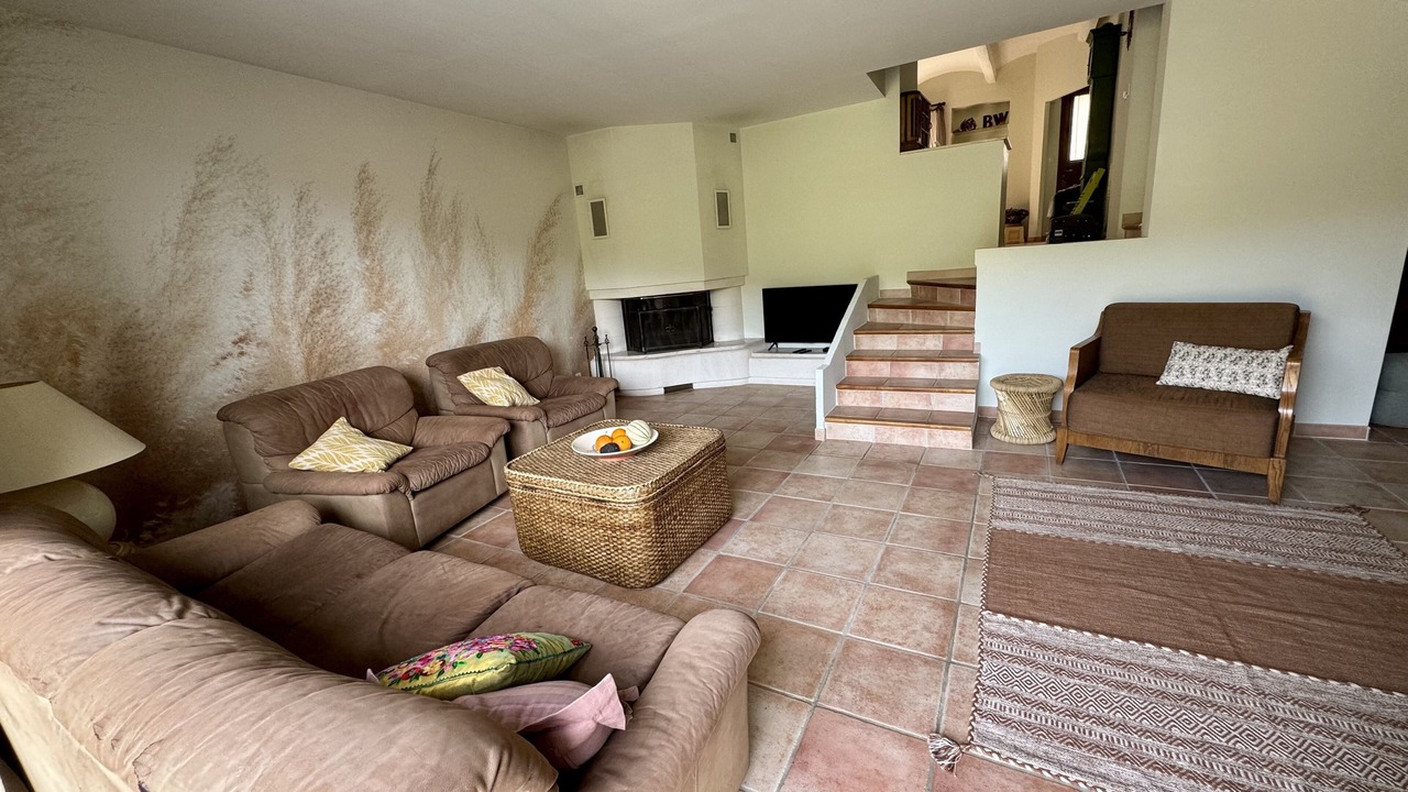 Photo of Livingroom in Saint-Andre-de-Roquepertuis