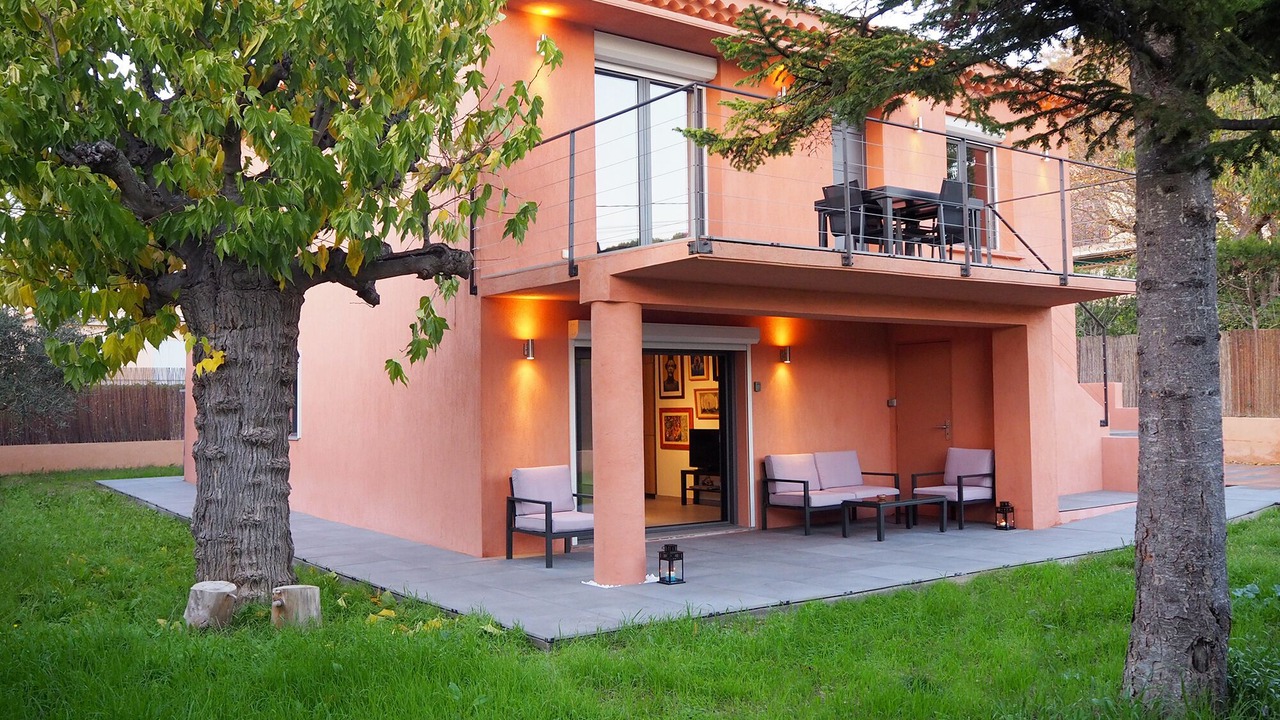 Photo of Outdoor in Est