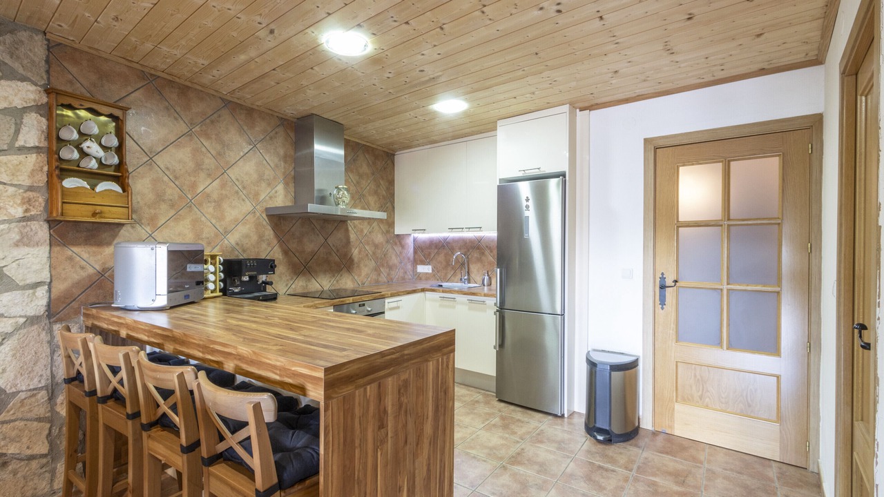 Photo of Kitchen in Maials