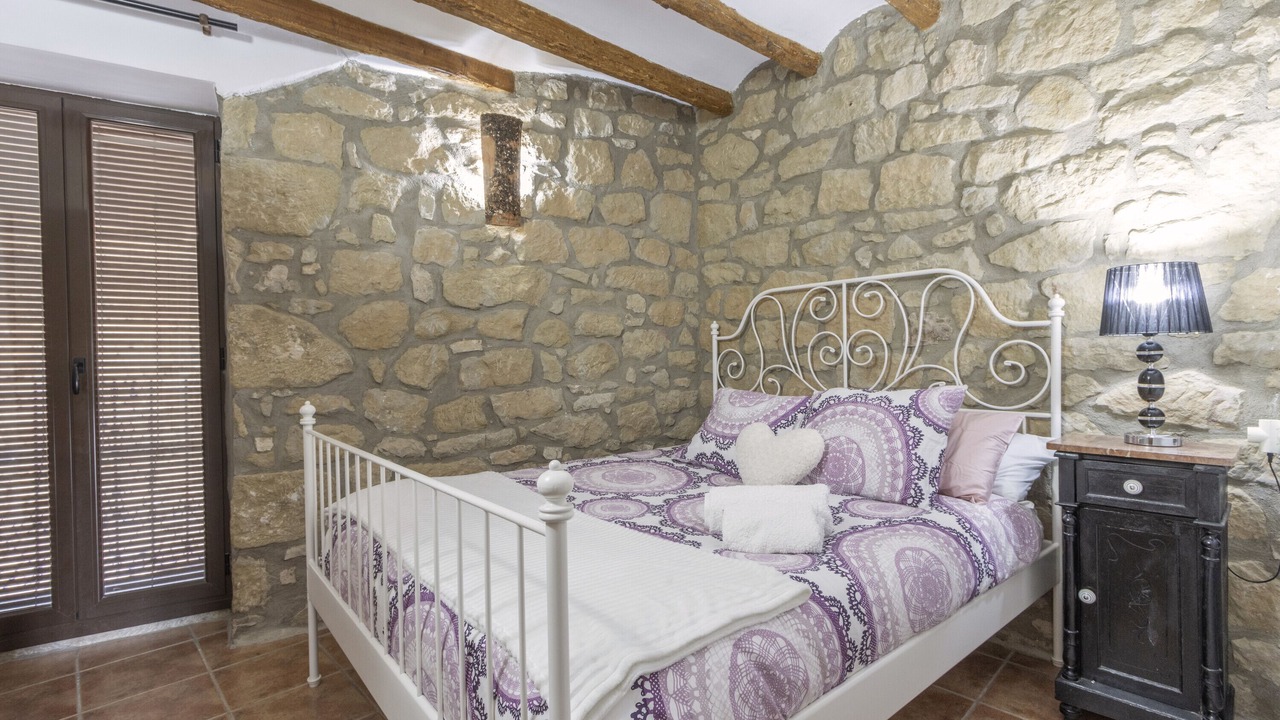 Photo of Bedroom in Maials