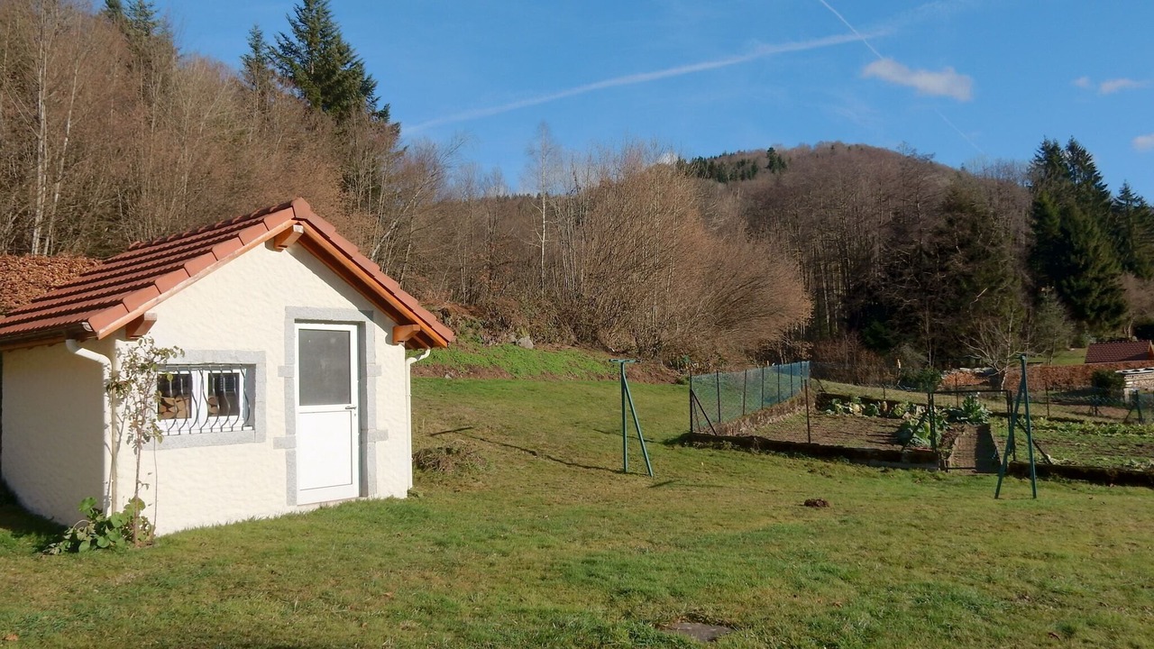 Photo of Outdoor in Haut-du-Them-Chateau-Lambert