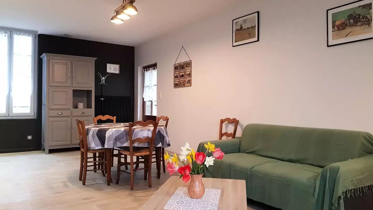 Photo of Livingroom in Curemonte