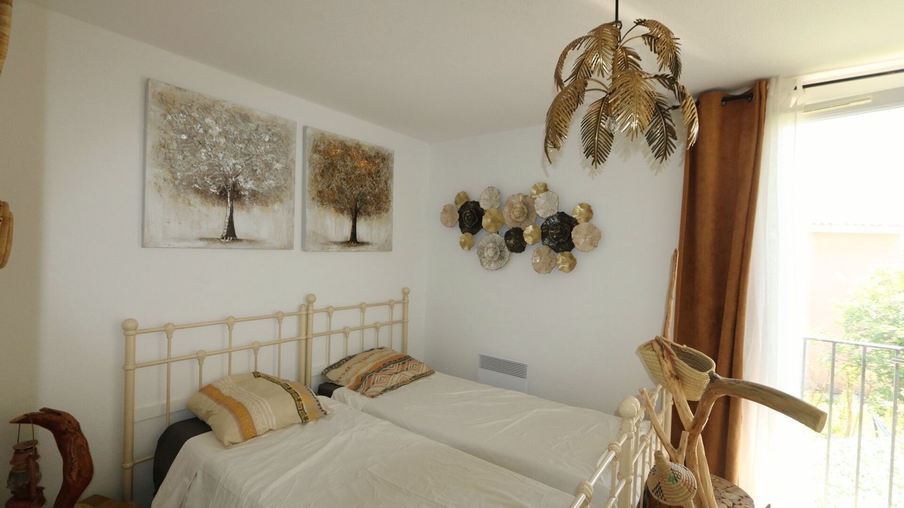Photo of Bedroom in Saint-Saturnin-les-Avignon