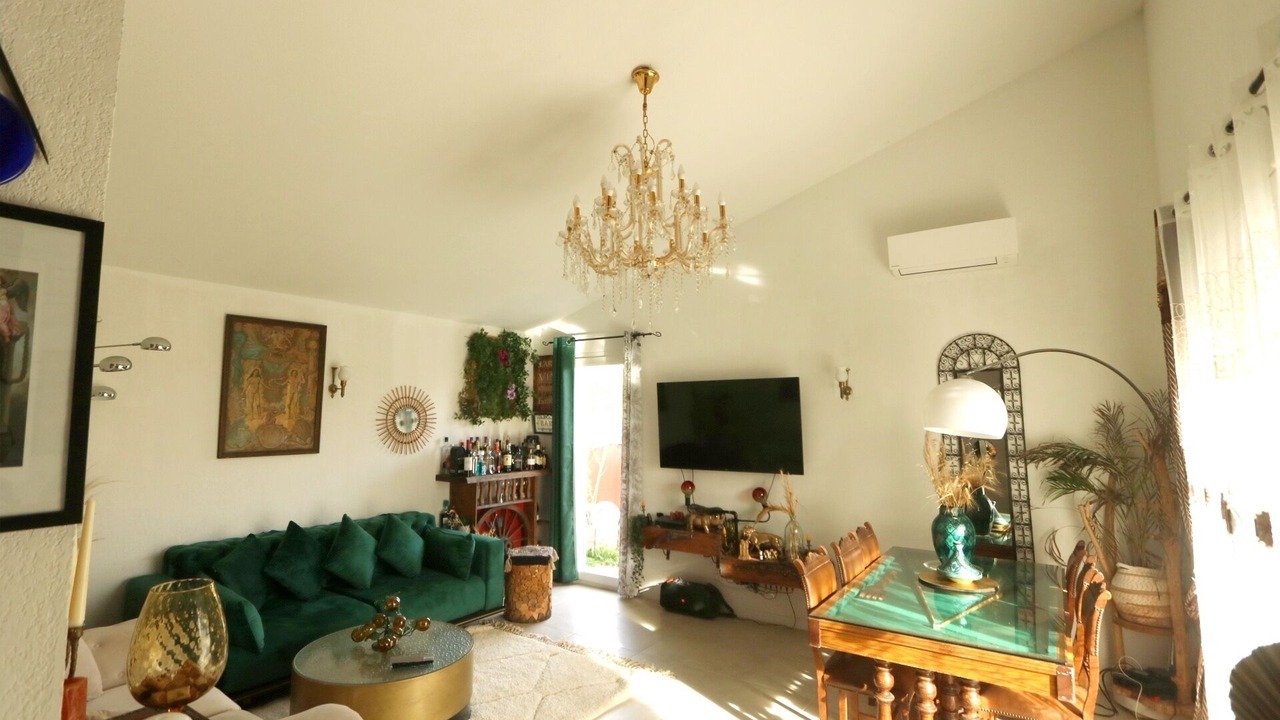 Photo of Livingroom in Saint-Saturnin-les-Avignon