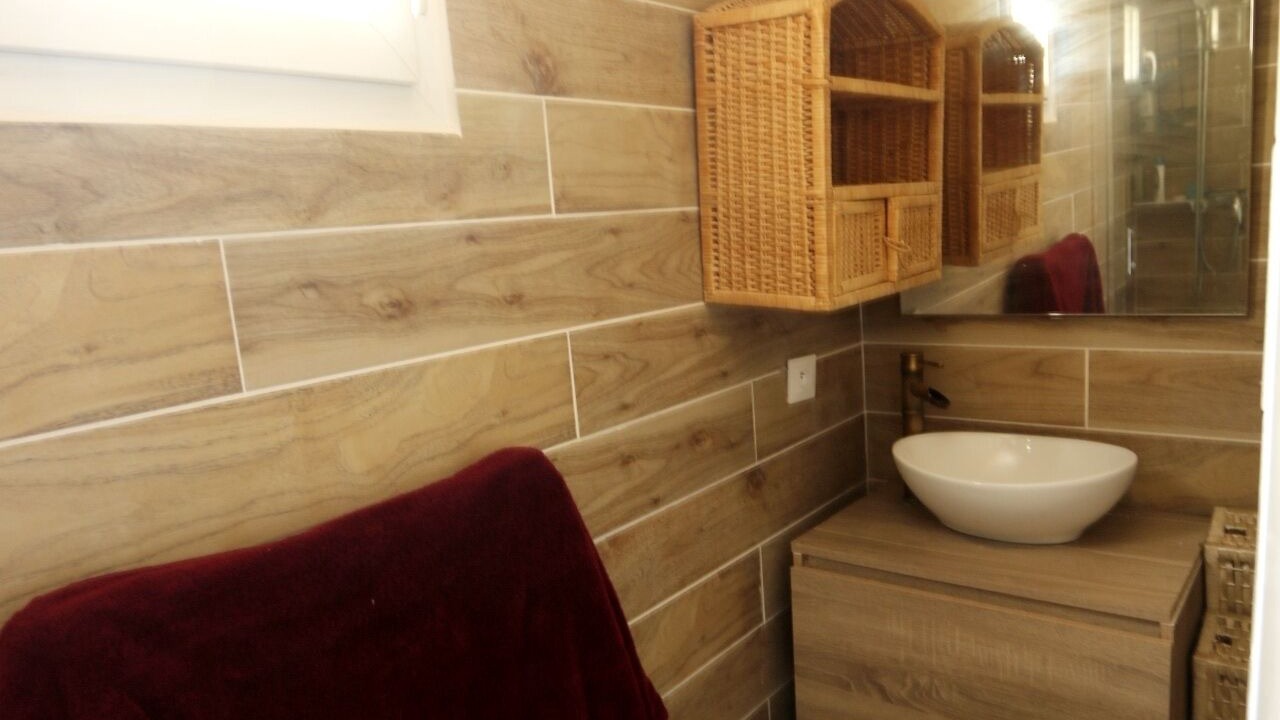 Photo of Bathroom in Saint-Saturnin-les-Avignon