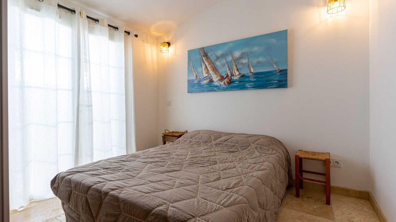Photo of Bedroom in Saintes-Maries-de-la-Mer