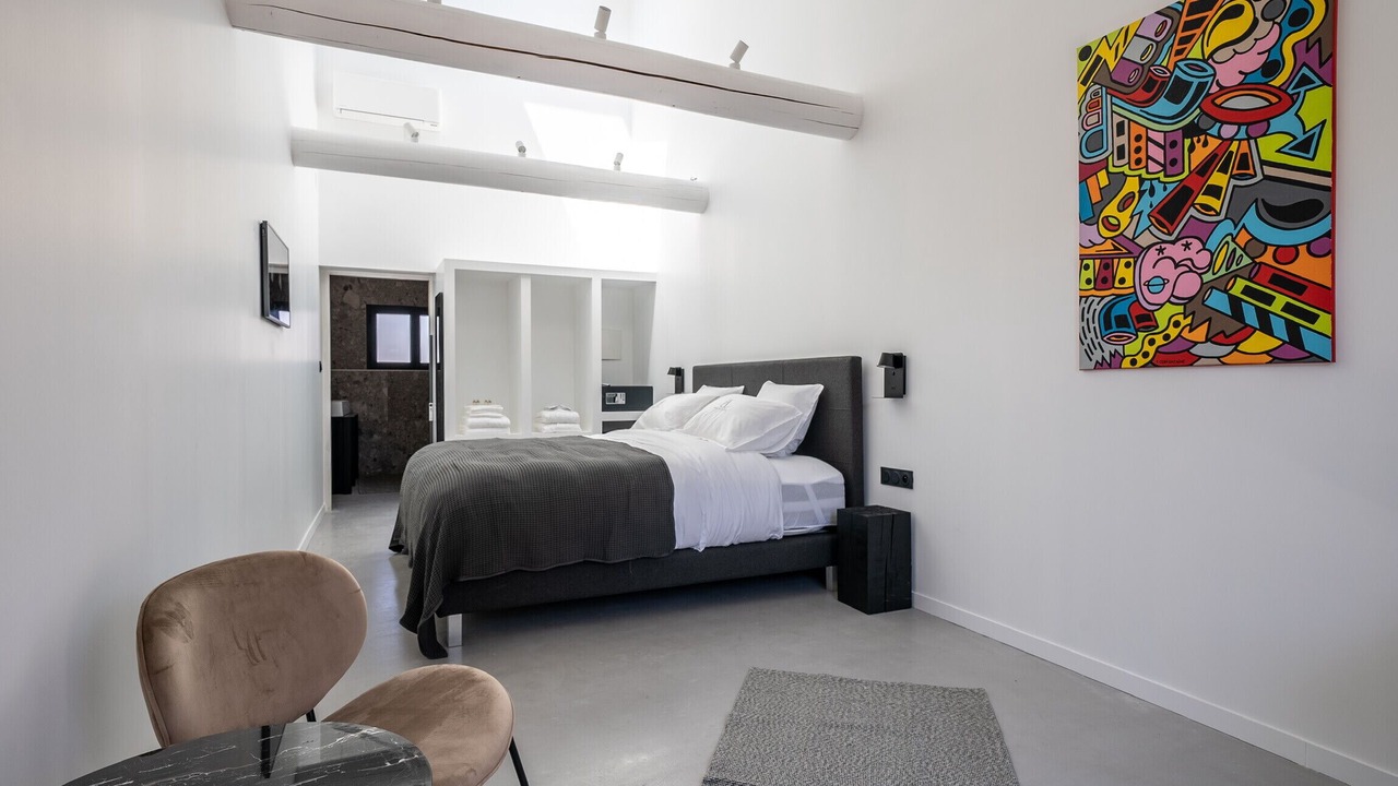 Photo of Bedroom in L'Isle-sur-la-Sorgue