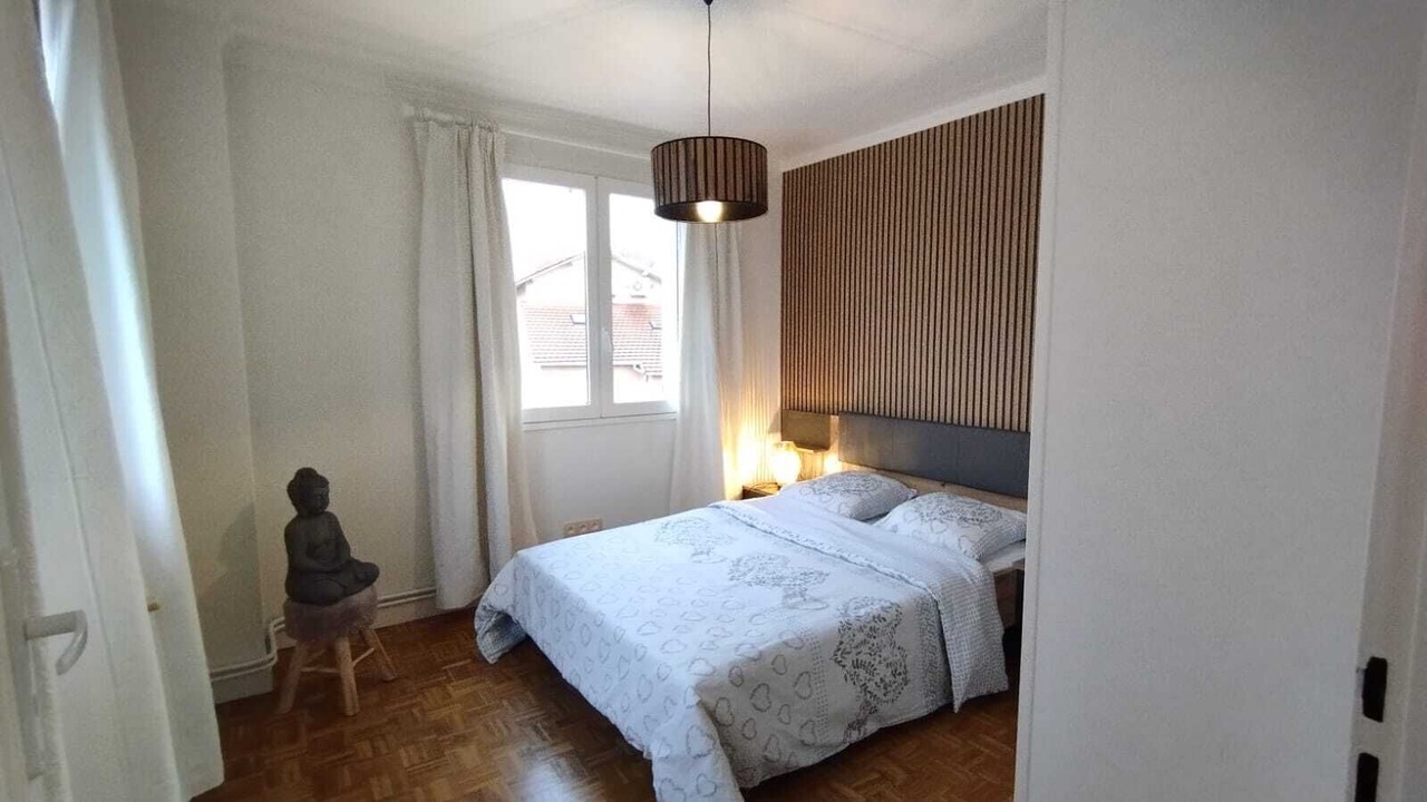 Photo of Bedroom in Irigny