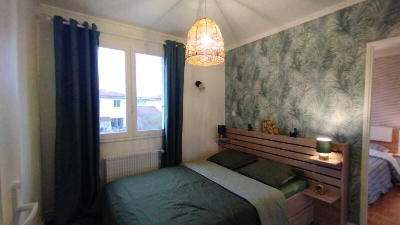Photo of Bedroom in Irigny