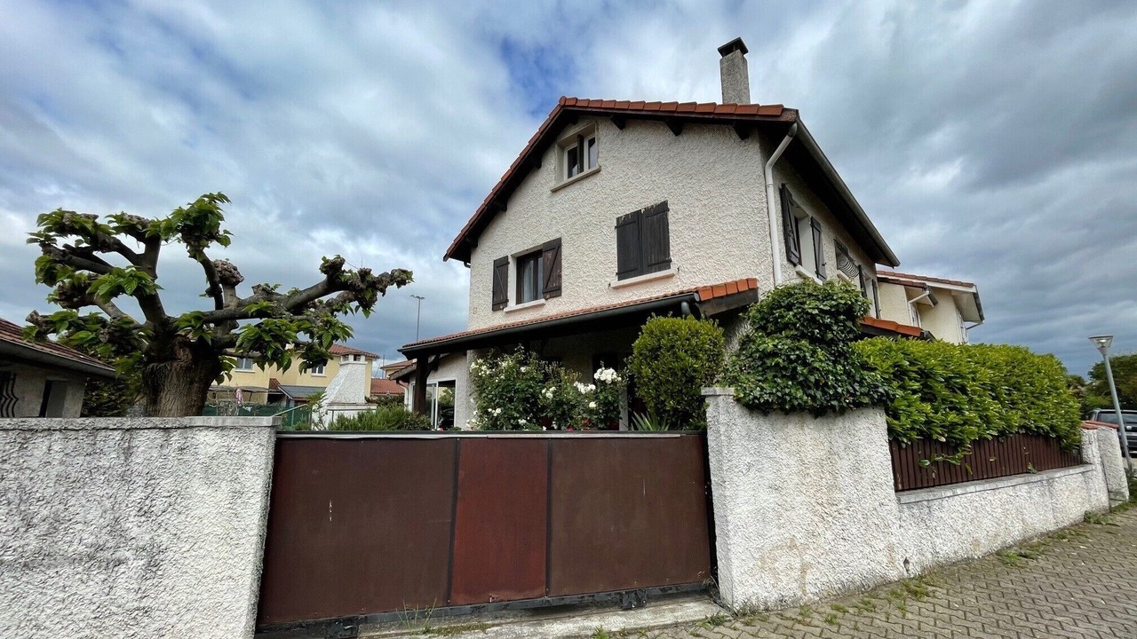 Photo of Outdoor in Irigny