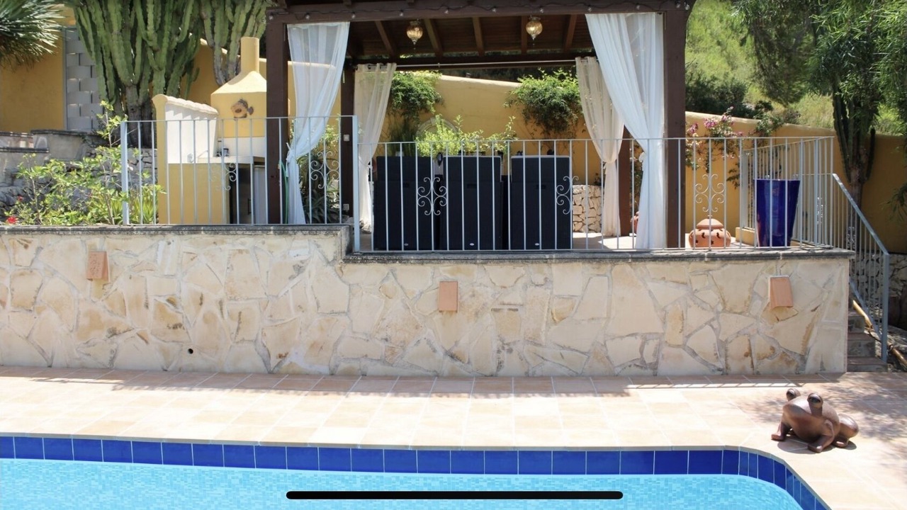 Photo of Outdoor in Arnella