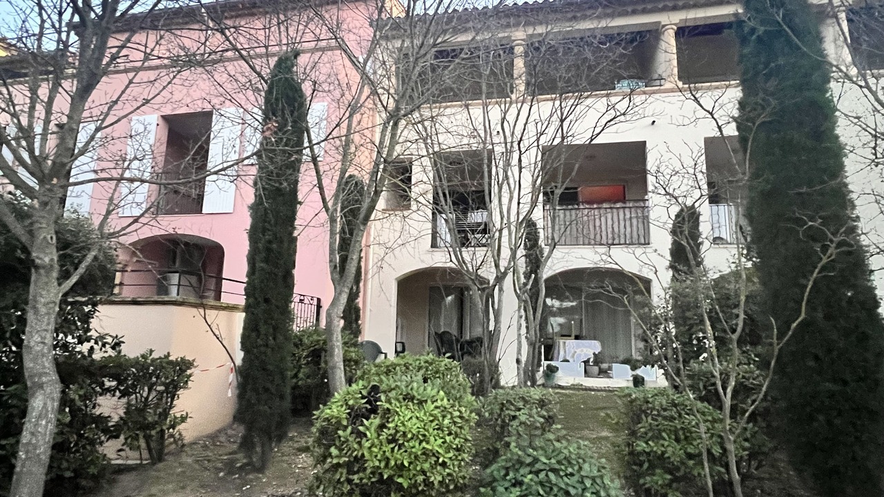 Photo of Outdoor in Pont Royal