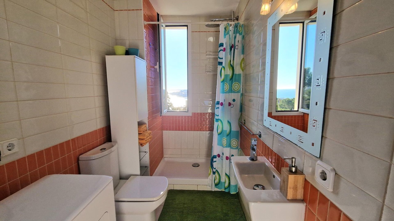 Photo of Bathroom in Calamayor