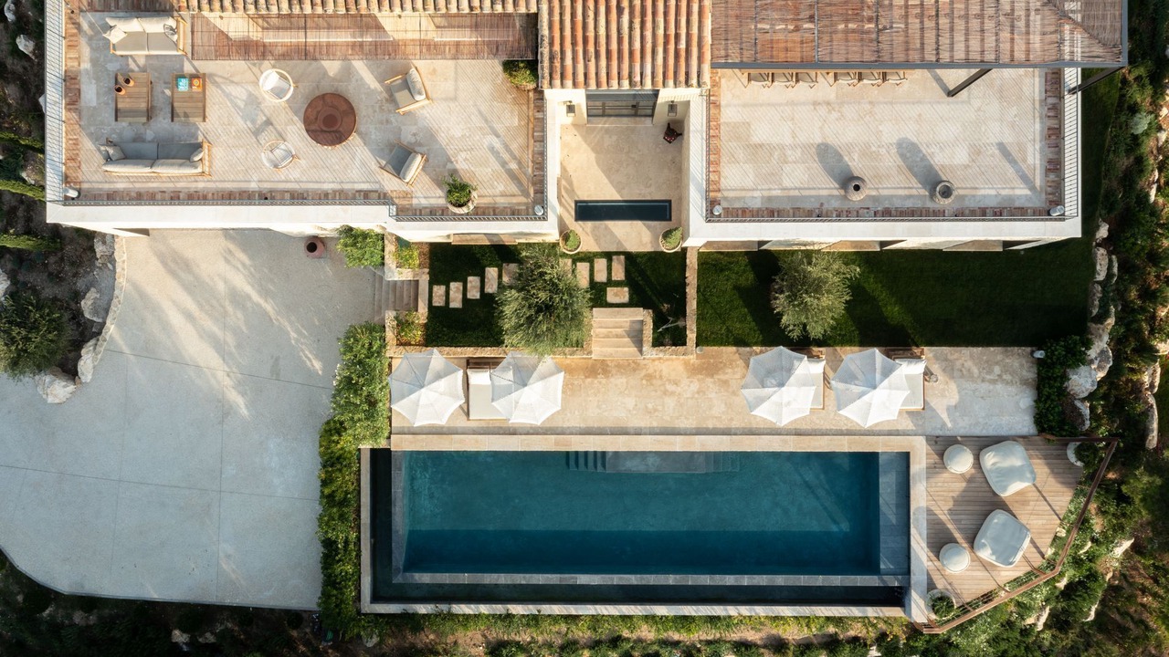 Photo of Outdoor in Paradou