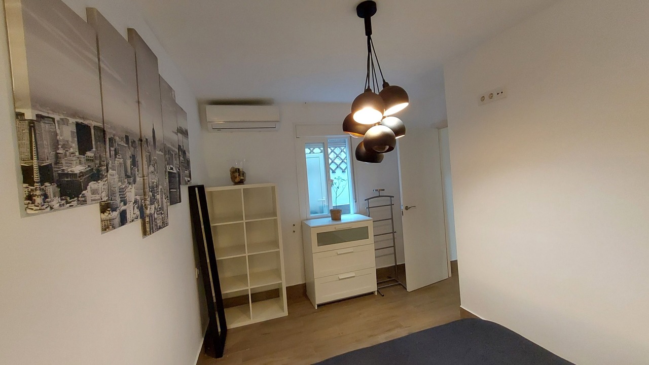 Photo of Bedroom in Alameda