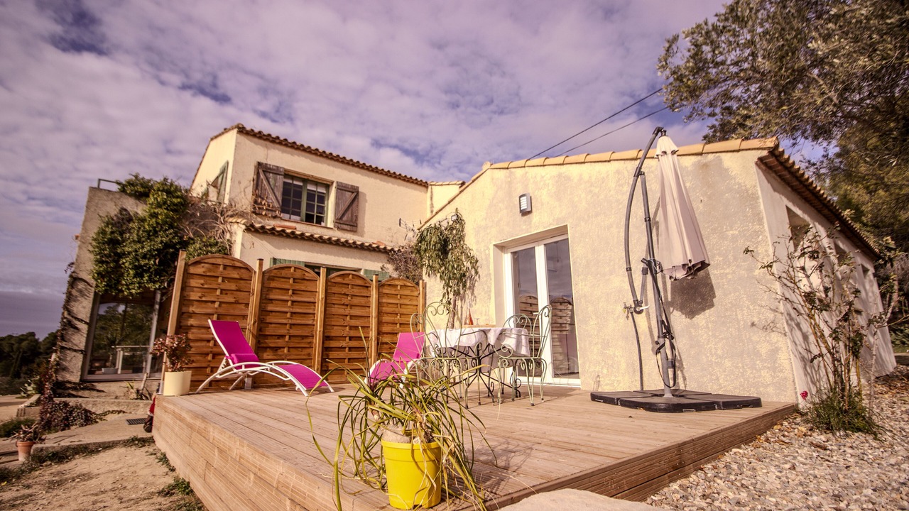 Photo of Patio Balcony in Montady