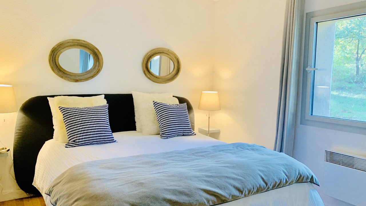 Photo of Bedroom in Menerbes