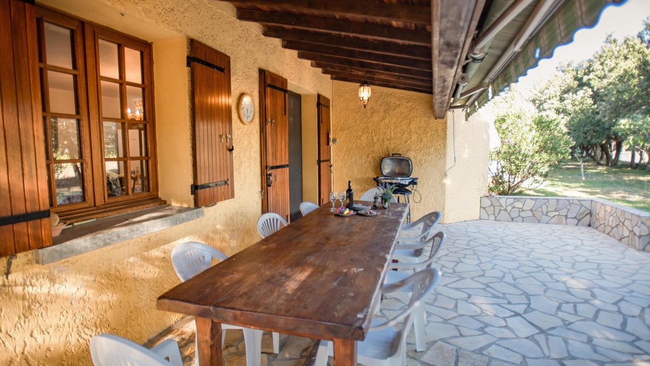 Photo of Patio Balcony in Sorgues