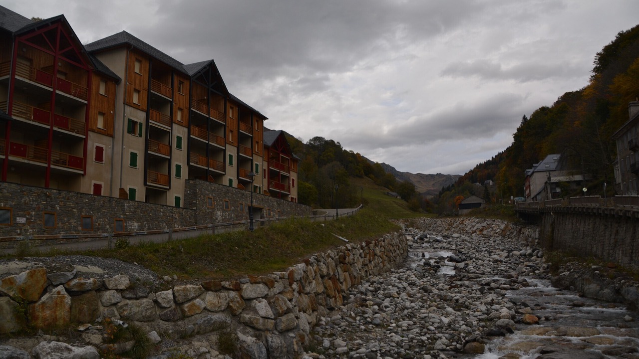 Photo of Outdoor in Sers
