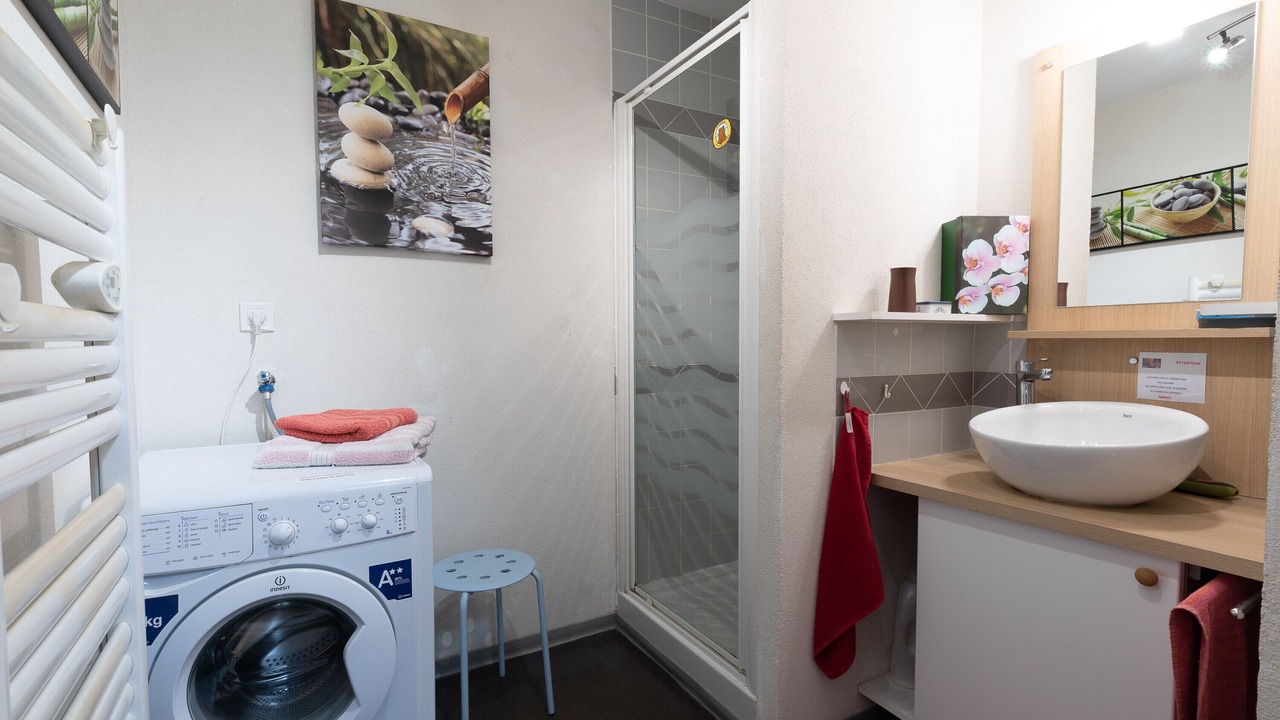 Photo of Bathroom in Sers