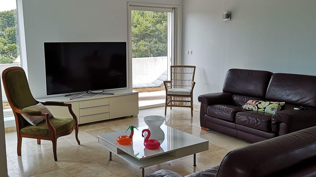 Photo of Livingroom in Ensues-la-Redonne